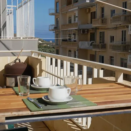 Marsalforn's Cosy Séjour chez l'habitant *